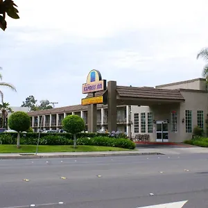 Queens Hotel Anaheim